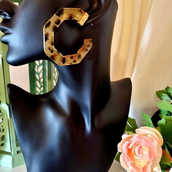 RESIN Goldtone Leopard Flat Hexagon Hoop Earrings, 2.5" - Picture 1 of 4